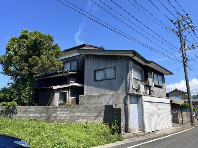 大山町西坪貸家