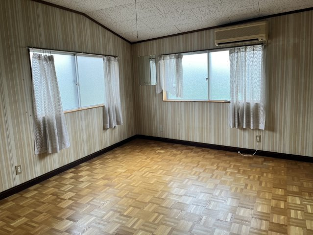 大山町西坪貸家の内装