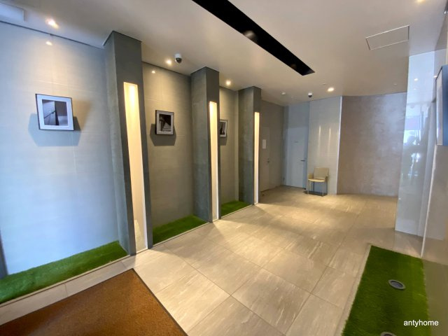 江坂プライマリーワン　仲介手数料無料のロビー