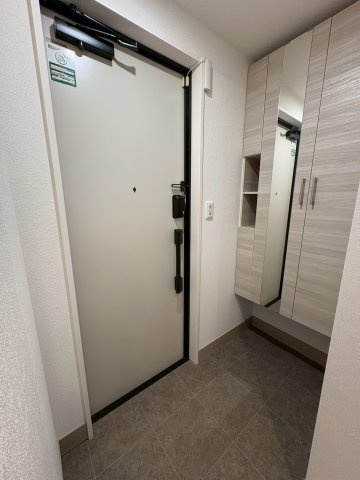 NIGAWA RESIDENCE Ⅱの玄関|※建築中の為、実際のお部屋と仕様が異なるケースがございます。