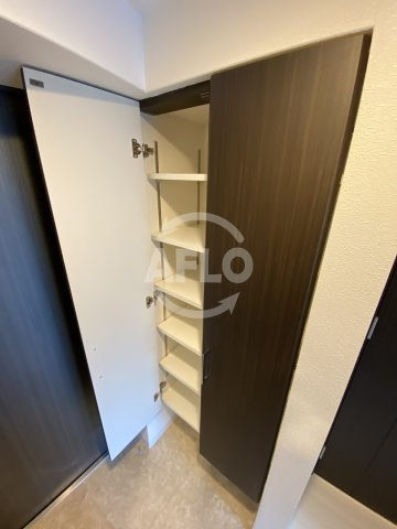 ミラージュパレス北梅田の収納|ミラージュパレス北梅田　シューズボックス