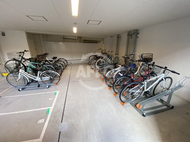 ミラージュパレス北梅田のその他共用部分|ミラージュパレス北梅田　駐輪場