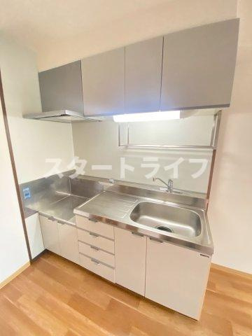 大阪市東淀川区淡路２丁目の賃貸マンションのキッチン