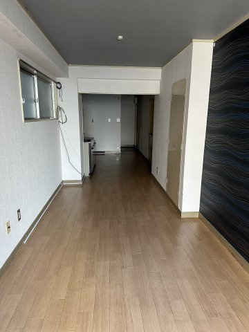 おおきに龍ビル陽の洋室