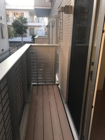 【バルコニー】