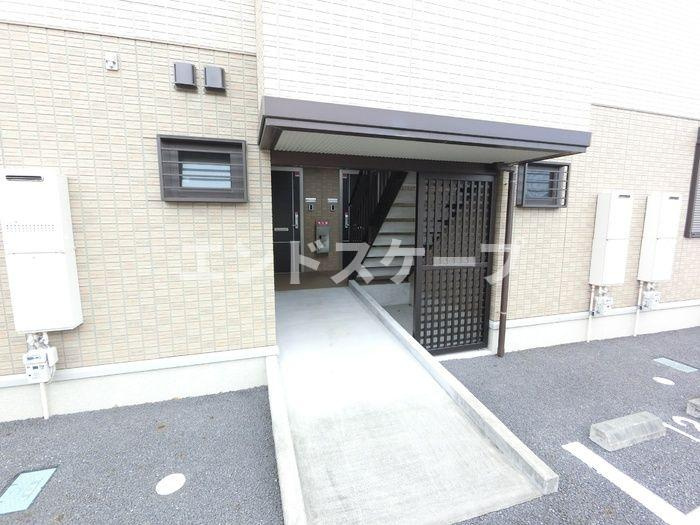 さざんか　Ａのエントランス|高崎、前橋のお部屋探しはエンドスケープまで！お客様の理想お聞かせ下さい♪