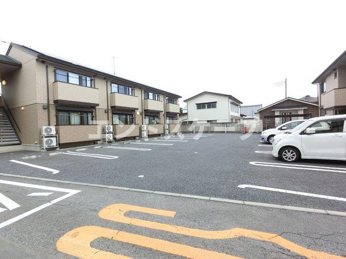 さざんか　Ａの駐車場|高崎、前橋のお部屋探しはエンドスケープまで！お客様の理想お聞かせ下さい♪