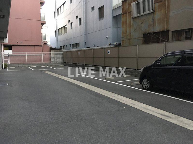 【駐車場】エスリード新北野