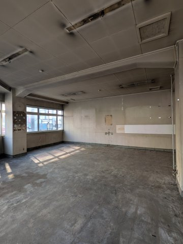 ニュー上六ビルの内装
