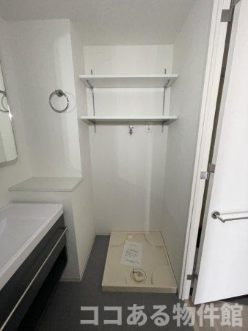 セレニテ神戸ミラクシュッドの洗面所|洗濯機置き場