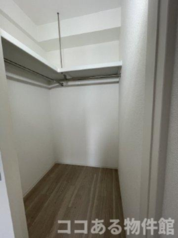 セレニテ神戸ミラクシュッドの収納| ウォークインクローゼット