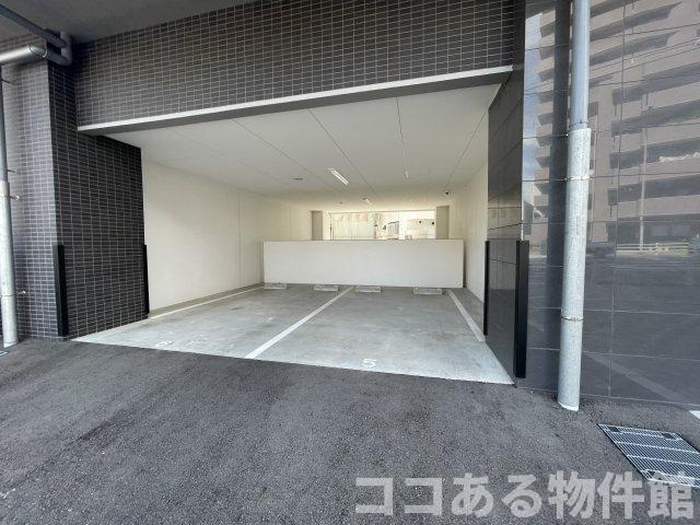 セレニテ神戸ミラクシュッドの駐車場|駐車場完備です
