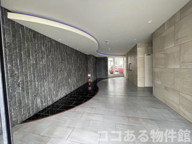 セレニテ神戸ミラクシュッドのロビー|建物の内部です