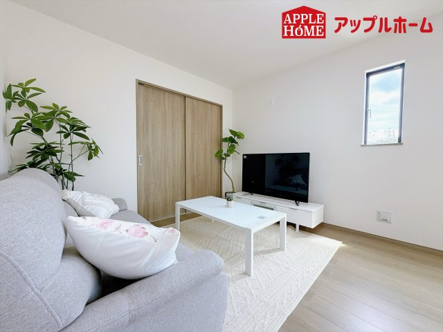 ハートフルタウン さいたま市北区奈良町42番の居間・リビング|１日の長い時間を過ごす大切なリビングだから、広さ日当たりとことんこだわりましょう♪ぜひこの空間を実際にご体感ください！