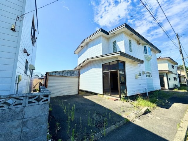 春採7丁目☆家族の距離感を大切に。1階・2階で空間を使い分ける二世帯ライフのご提案