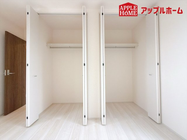 さいたま市西区二ツ宮の収納|収納たっぷりな居室スペース！子供部屋としての活用ももちろんOK♪沢山増えるお洋服や学校のお荷物もたっぷり収納にお任せ！