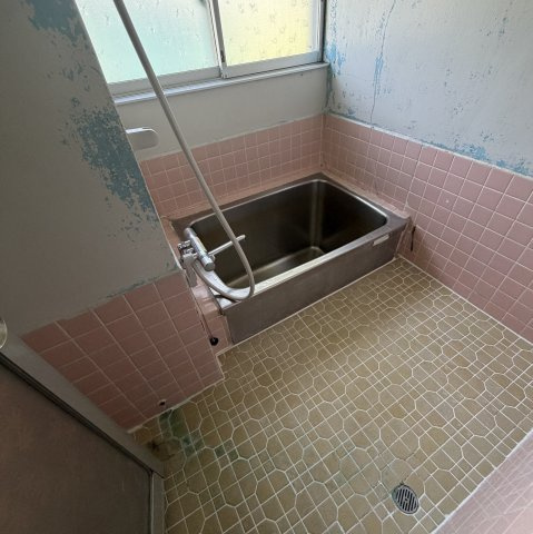 白老郡白老町東町5丁目1-26戸建の浴室