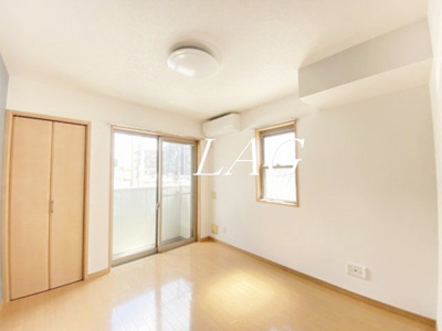 【居間・リビング】 | クレフラスト緑ヶ丘 | 洋室のお部屋です。