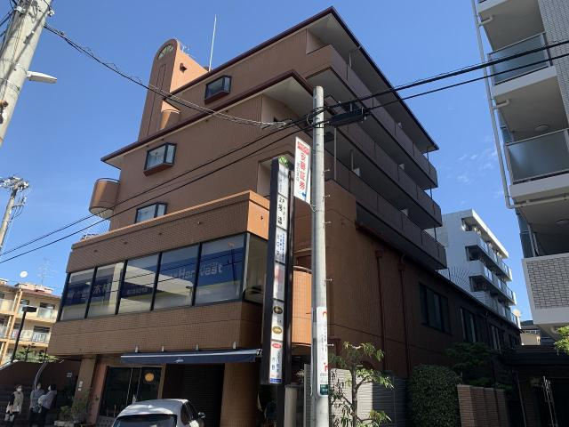 フローラルコート塚口の外観
