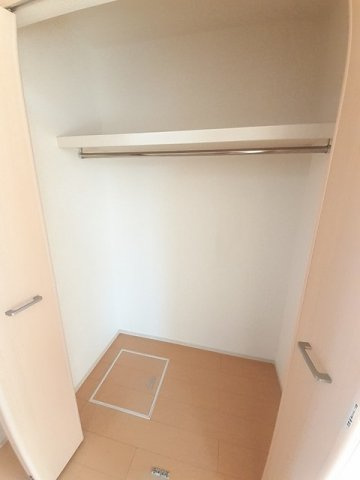 メゾンド・ラフレシールの収納