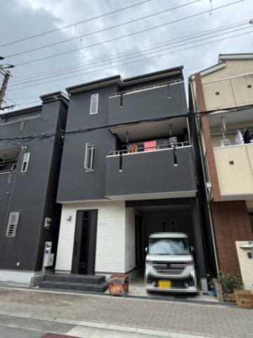 城東区東中浜４丁目中古戸建・4LDKの玄関|城東小学校徒歩7分＆スーパー徒歩2分！駐車場付き4LDK