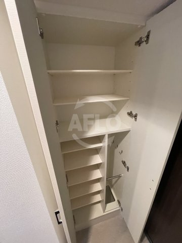 エス・キュート京町堀　西船場小学校の収納|エス・キュート京町堀(旧プレサンス京町堀サウス)　シューズボックス