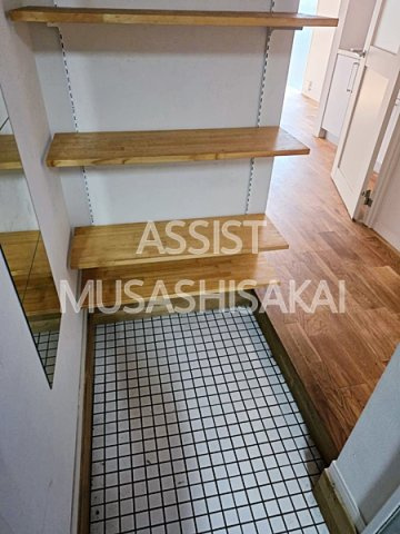 日生住宅小金井マンションの玄関