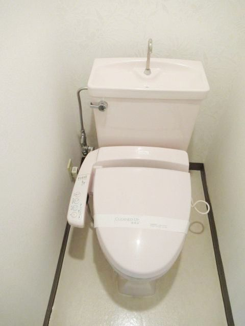 鉄飛坂マンションのトイレ