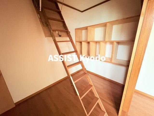 喜多見パースの内装