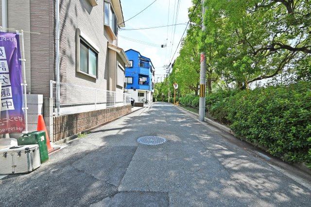 クレイドルガーデン鳥飼西3丁目新築一戸建て│3LDK＋駐車3台可の周辺|ご不明な税金・諸費用についても丁寧にサポートいたします。現地見学で、住まいのイメージやご希望をぜひお聞かせください。