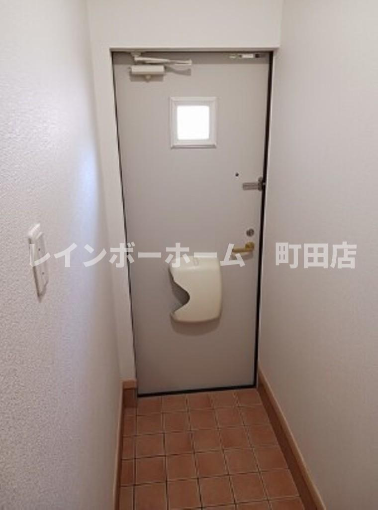 ヴィラ・エクセレント※初期費用分割あと払いサービス利用可能物件の玄関