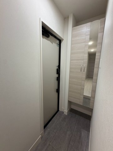GRAND D-ROOM平芝の玄関