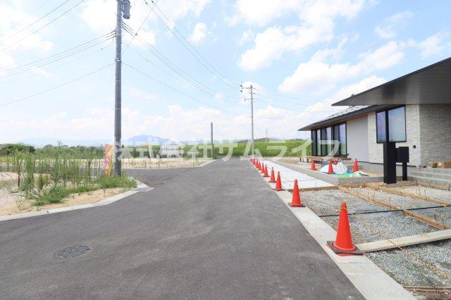 【前面道路含む現地写真】 | 立岩分譲