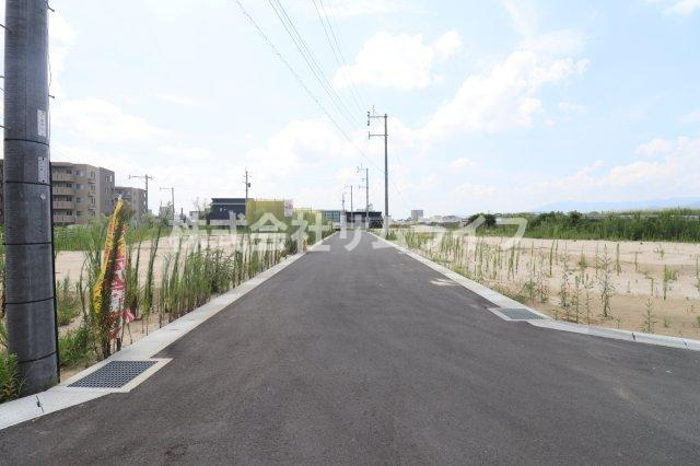 【前面道路含む現地写真】 | 立岩分譲