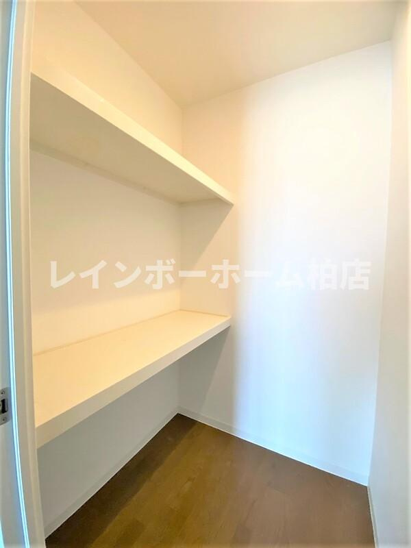特典：仲介手数料が50％OFFです‼の収納|ウォークインクローゼットです