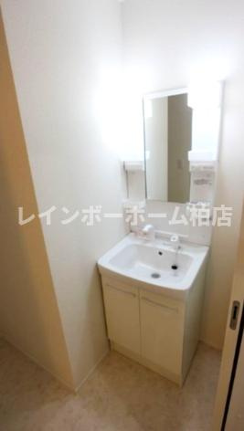 特典：仲介手数料が無料です!!の洗面所|忙しい朝には欠かせない洗面所です