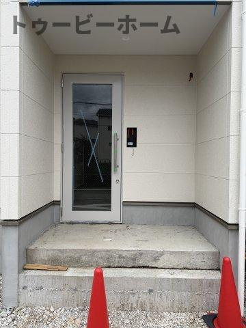 ジーメゾン新狭山カームのエントランス|ゆとりのあるエントランスです