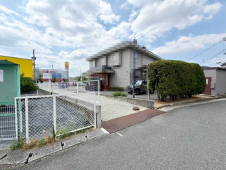 【外観】 | 建築条件無ですので、個性溢れる住まいを実現させてくださいね♪
