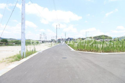 【前面道路含む現地写真】 | 立岩分譲
