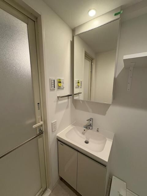 ＬＵＭＥＥＤ横濱末吉町の洗面所