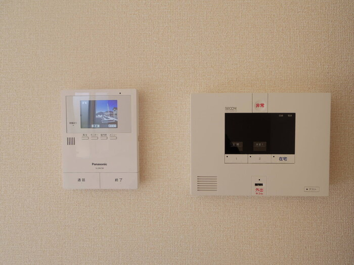 エル カーサのセキュリティ|カラーモニター付インターホン（録画機能付）、SECOMホームセキュリティ標準搭載