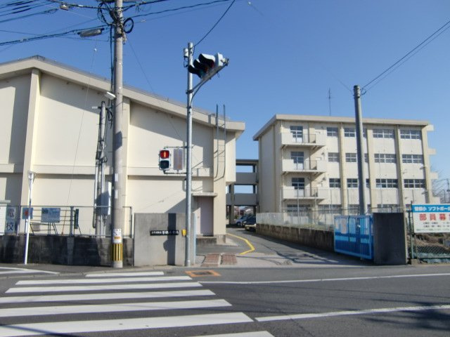 ロワイヤル小倉の周辺|北九州市立曽根小学校まで1,043ｍ