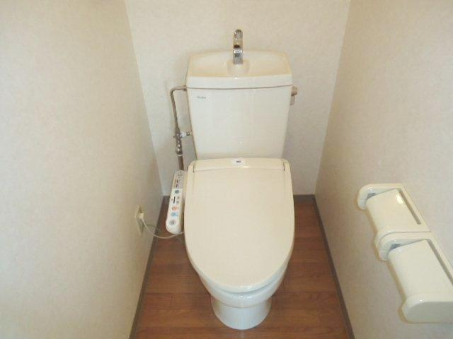 サニーヒルズのトイレ|シャワー付トイレ