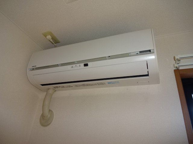 ロワイヤル小倉の設備|エアコン