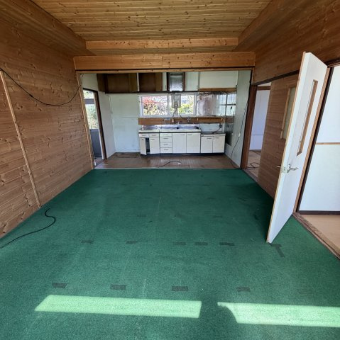 白老郡白老町末広町3丁目14-7戸建の居間・リビング
