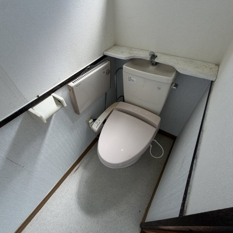 白老郡白老町末広町3丁目14-7戸建のトイレ