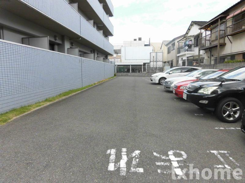 フロンティア中川の駐車場|駐車場完備です