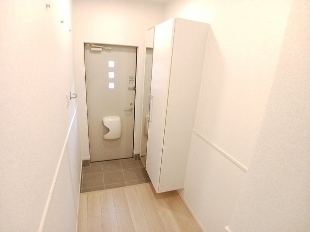 パークサイド小倉東Ⅱの玄関|きれいな玄関です