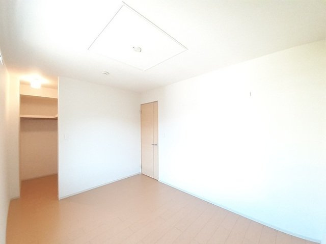 ネオガーデン朽網東Ⅱの寝室|物件の内装です
