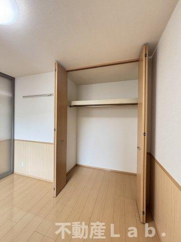 ロイヤルガーデン　A棟の収納|※同型タイプのお写真です。